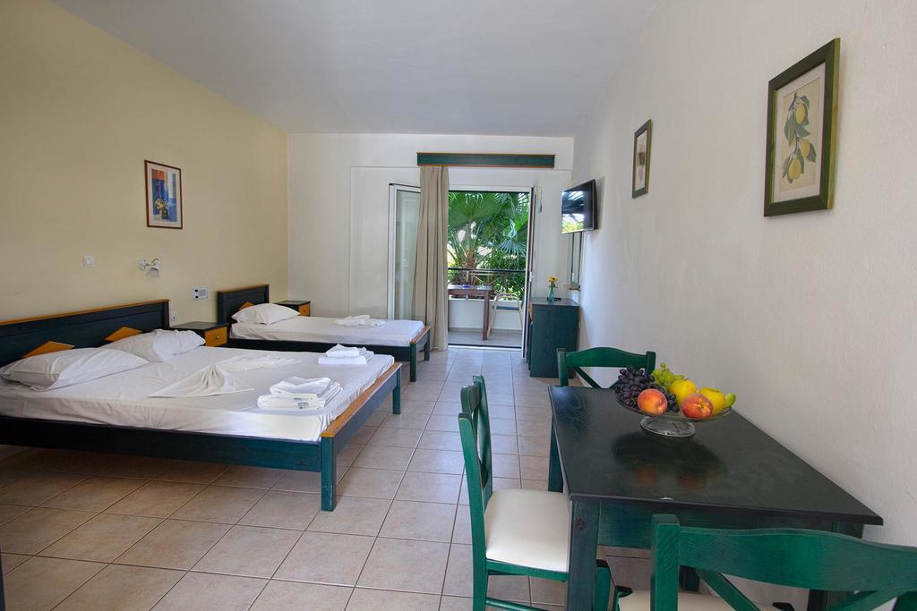 Pinelopi Apartments Jeorjúpoli Kültér fotó