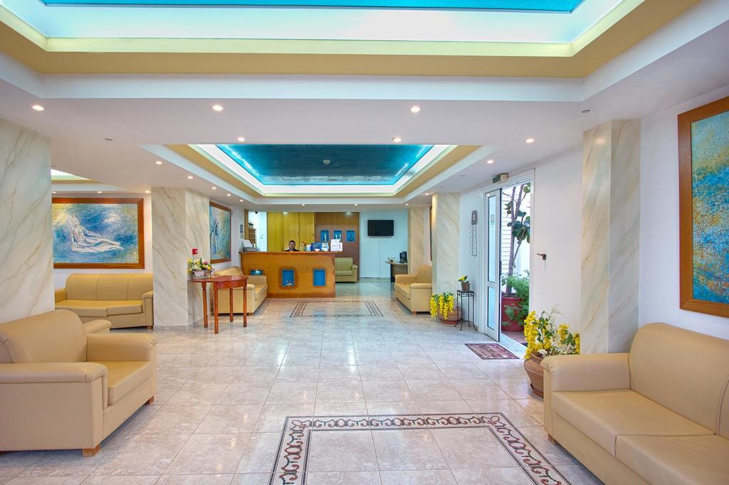 Pinelopi Apartments Jeorjúpoli Kültér fotó