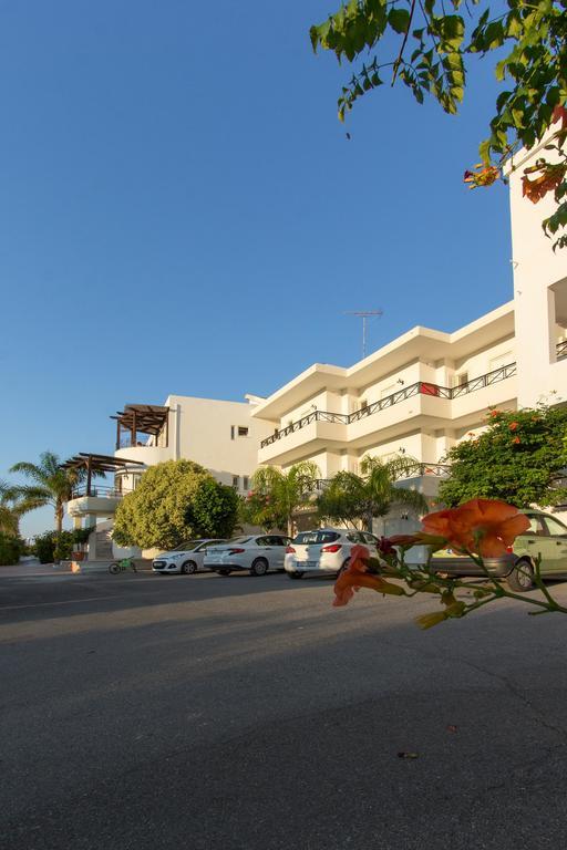 Pinelopi Apartments Jeorjúpoli Kültér fotó