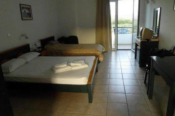 Pinelopi Apartments Jeorjúpoli Kültér fotó